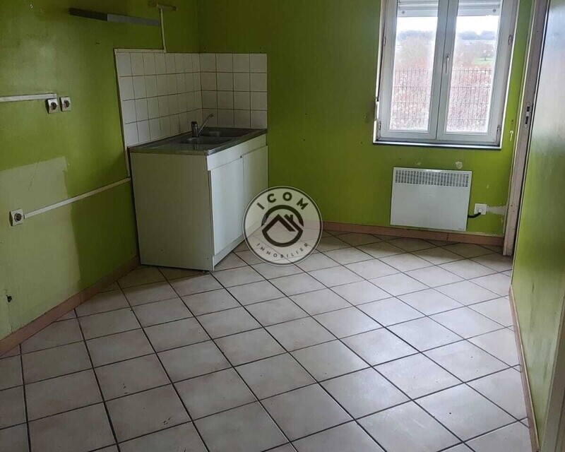 Maison semi individuelle 2 chambres  - Img-20251206-wa0029