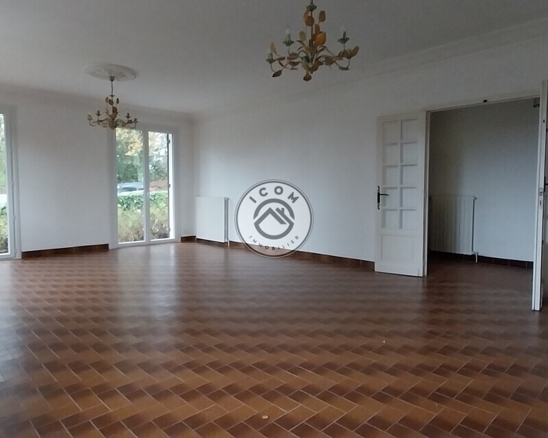 Maison sur sous-sol - 4 chambres - grand terrain - 20251204 143841