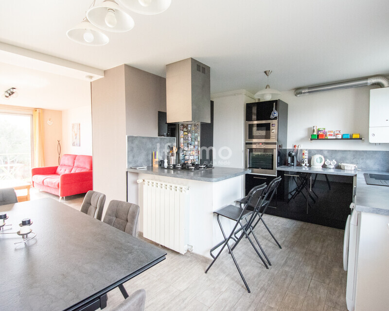 Dernier étage au calme – T3 lumineux avec balcon et stationnement - Dsc 8362