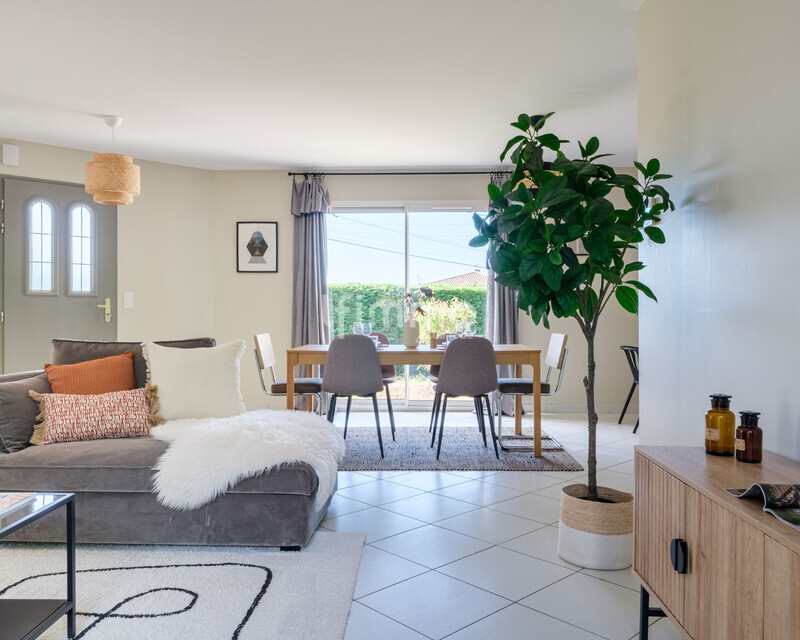 Maison de 123 m2 avec garage 275 000€ FAI - 004-38b rue grand puch - st germain du puch- valoriservendre