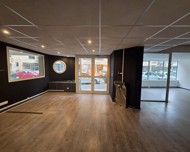 Vente local commercial hyper centre - 20260116 145333