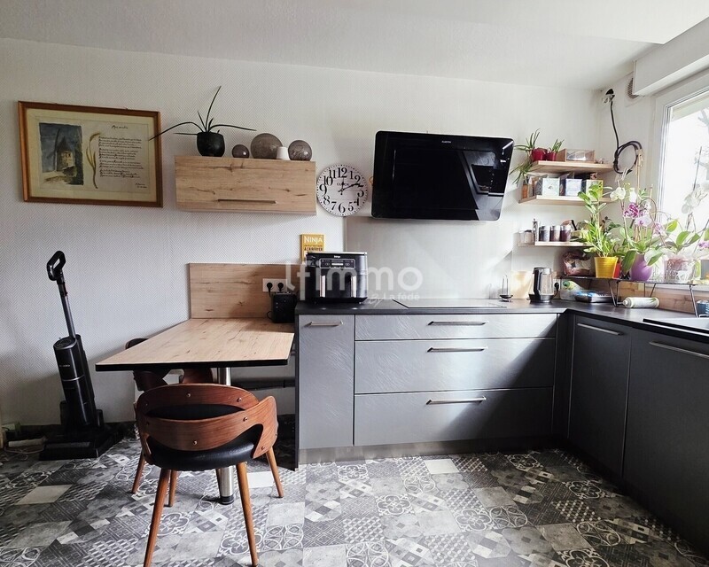 80m2 Rez de Jardin, garage, parking. - Cuisine