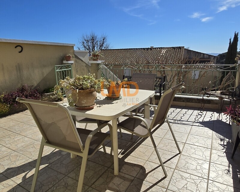 Maison avec appartement indépendant, garage et terrasses, vue Alpilles - Ext3