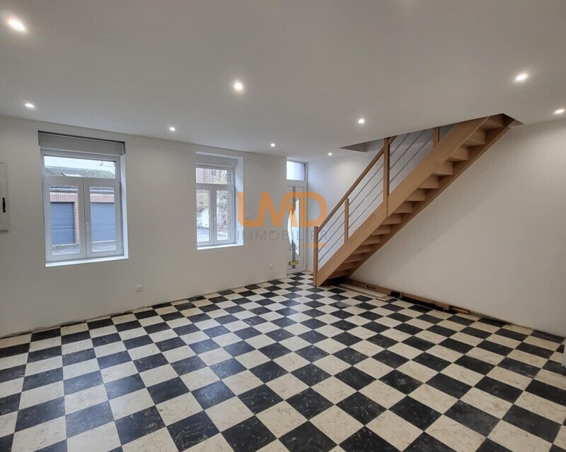 Maison entièrement rénové 2 chambres ,jardin, double garage - 9