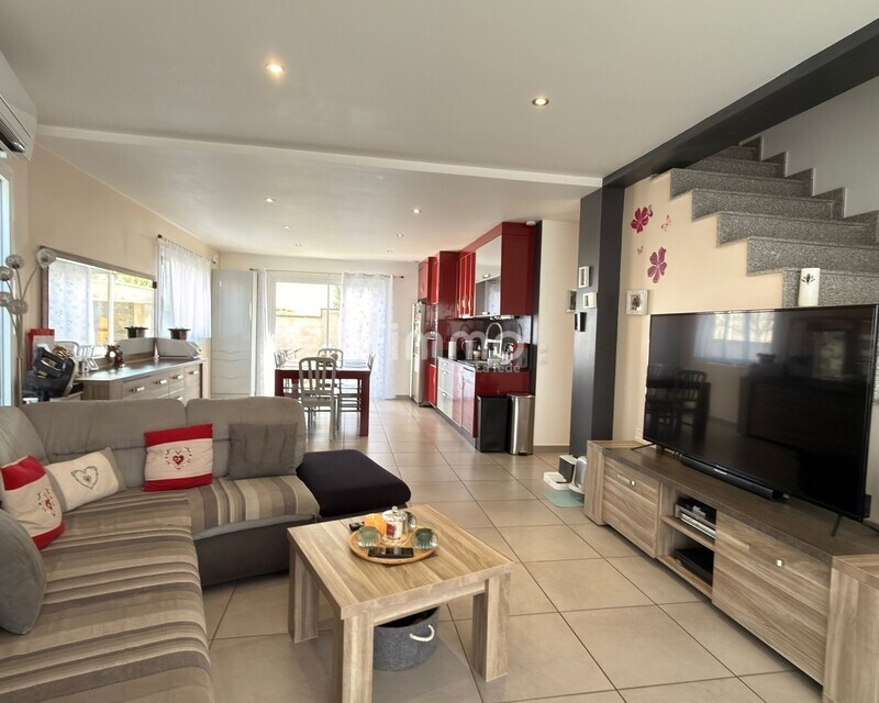 Maison 3 faces - 130 m2 - 5 chambres - Theza - Img 5661