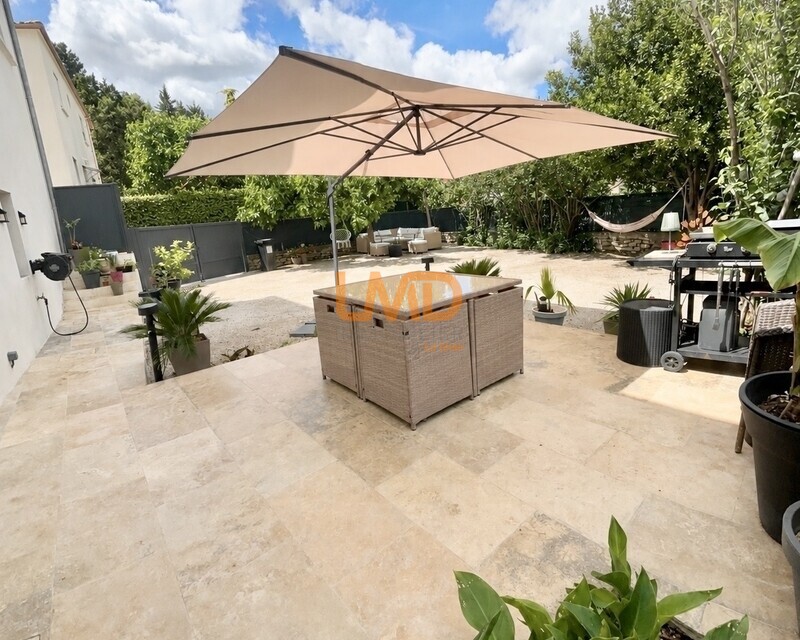 maison de caractère 160m2 avec garage et jardin - 8c2dc6f4-9442-4f3c-9983-c0d68e650ef1 3