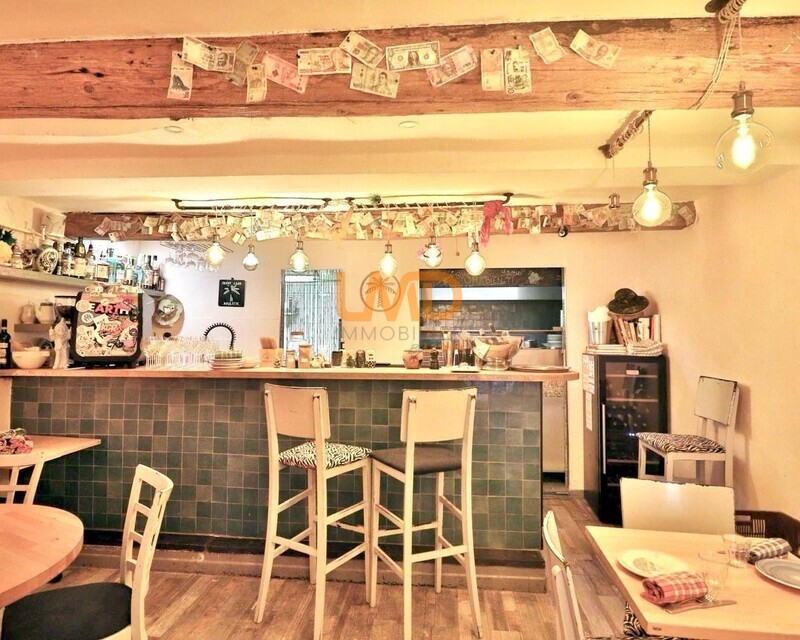 Fonds de commerce Restauration - Terrasse - Centre ville - Photo-2026-02-28-23-08-49  1 