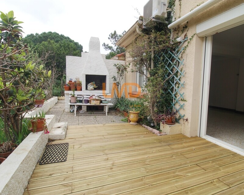 Villa 3 faces de type 5 sur une parcelle arborée. - 1000034503