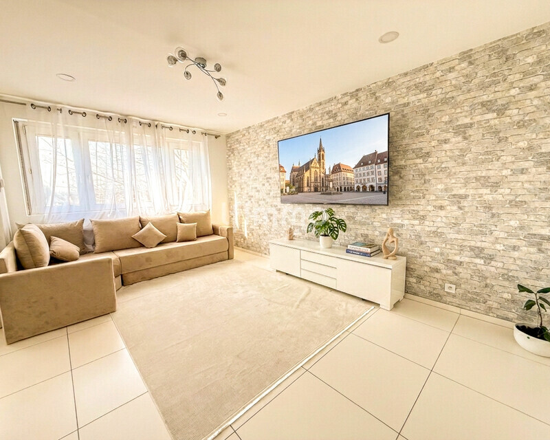 Bel Appartement T3/T4 72m² - Rénové, Isolé avec Cave - Img 1968