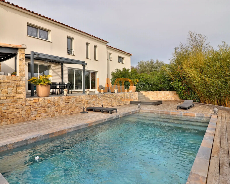 Villa contemporaine 4 chambres - Piscine - Secteur très recherché - Ia generated 1773483231