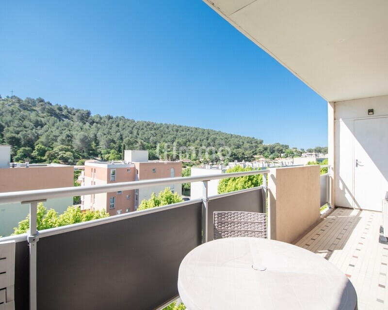 Carnoux/ Appartement/ Terrasse/Stationnement  - Ph1
