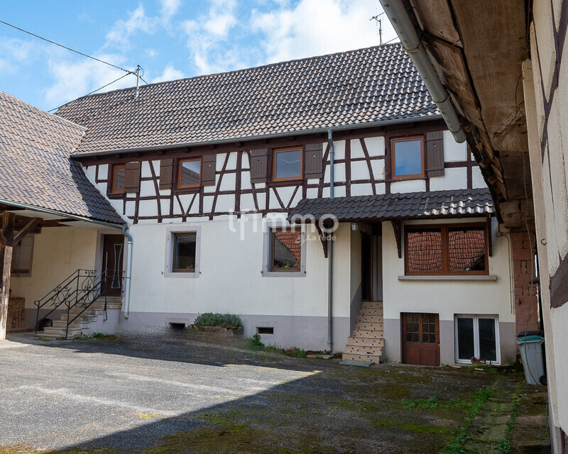 Maison alsacienne jardin garage dans Corps de ferme - Cour 2
