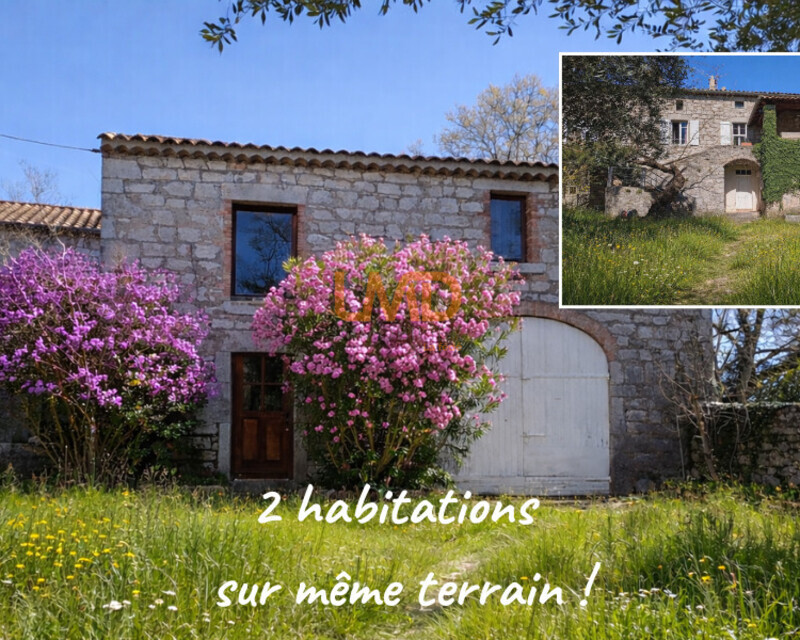2 maisons en pierres sur terrain clôturé - 69