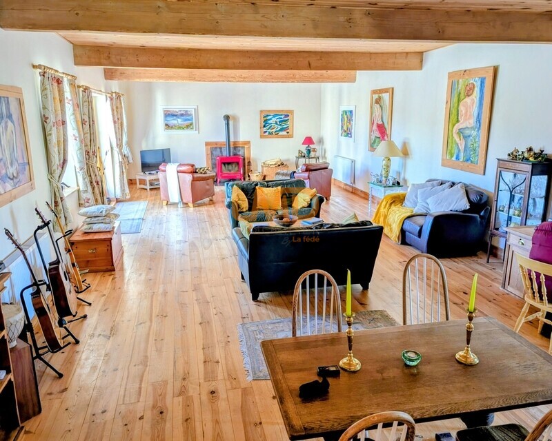Ancien Corps de ferme avec vue sur Les Monts d'Arrée et la mer - Maison à vendre à Saint Nic