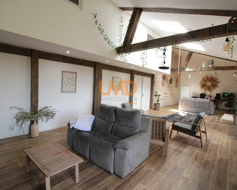 Mas de 350M2 avec piscine sur 3 ha - Img 5337
