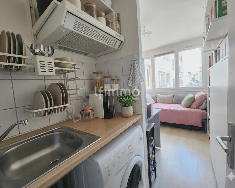 Studio au calme, en plein Paris  - Aebf74ce-7327-4f3e-aeff-170c68043096