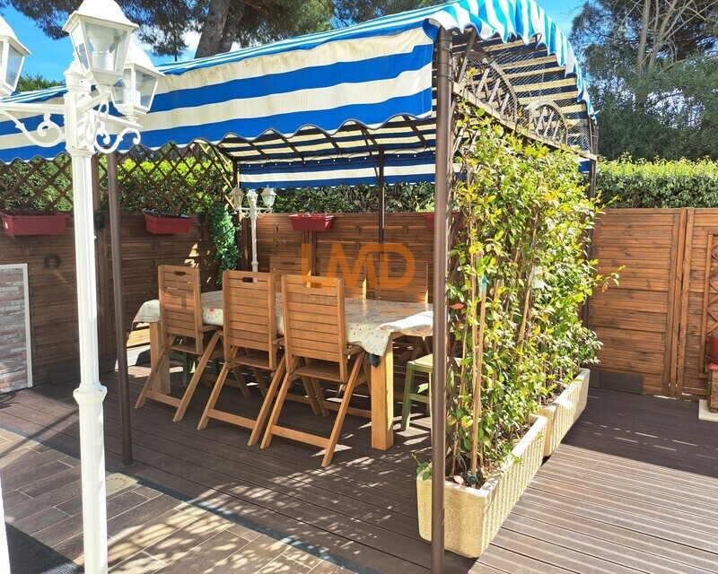 Joli pied à terre avec terrasse-Parking - Img 20260330 114102 dro