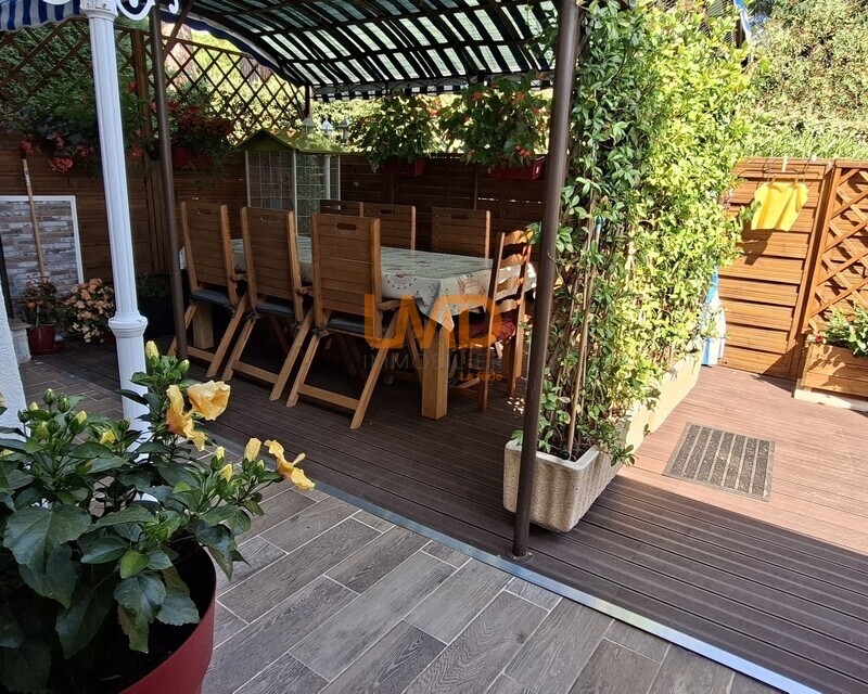 Joli pied à terre avec terrasse-Parking - 20260813 161236