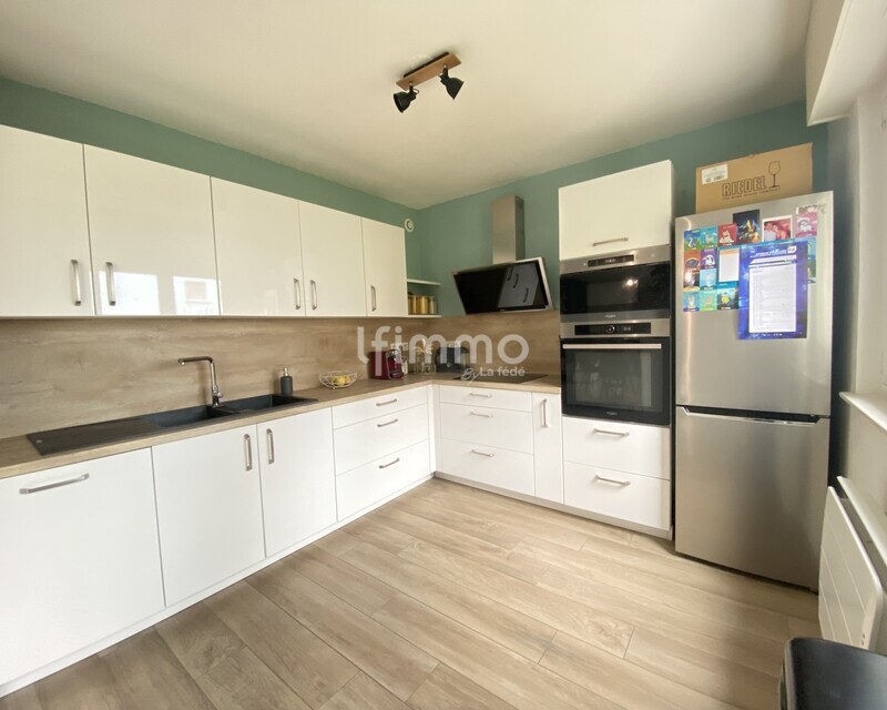 F3 rénové 72 m² avec garage, cave et balcon - Img 8927