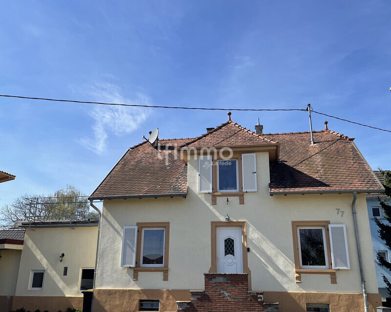 Maison familiale sur terrain de 10,88 ares  - Facade 1