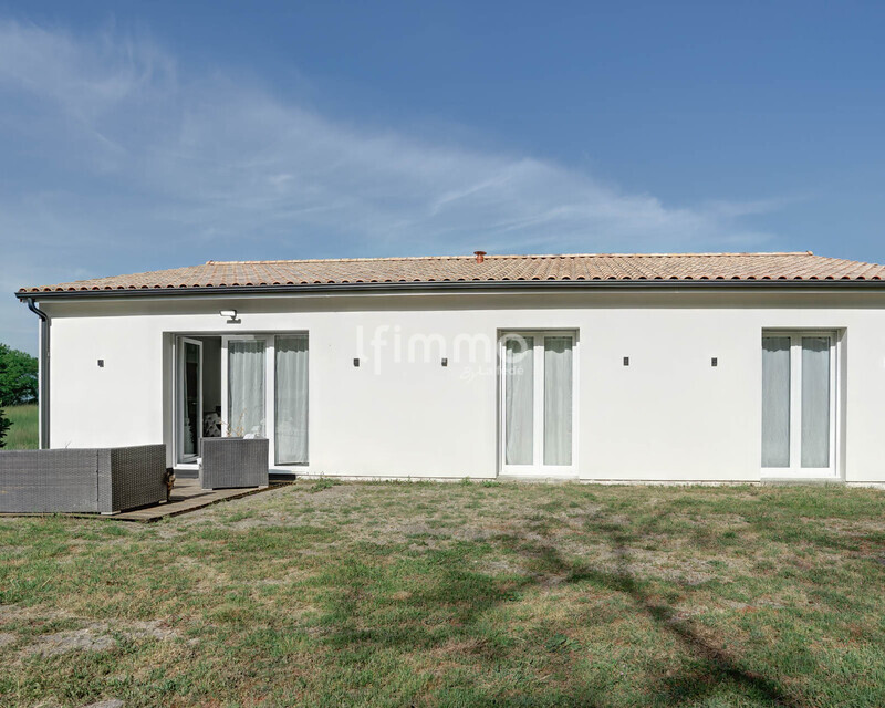 Maison individuelle neuve 4 chambres - St yzan de soudiac-33