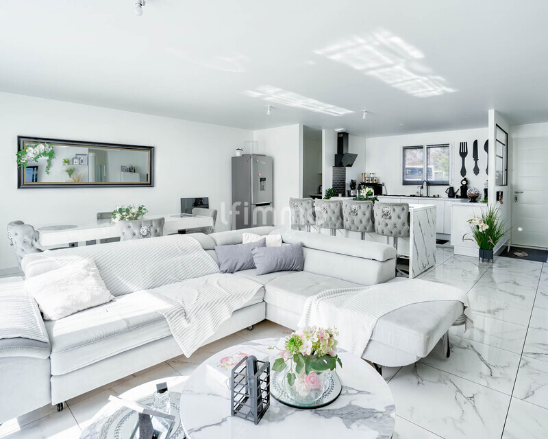 Maison récente, 112 m², 4 chambres - St yzan de soudiac-25