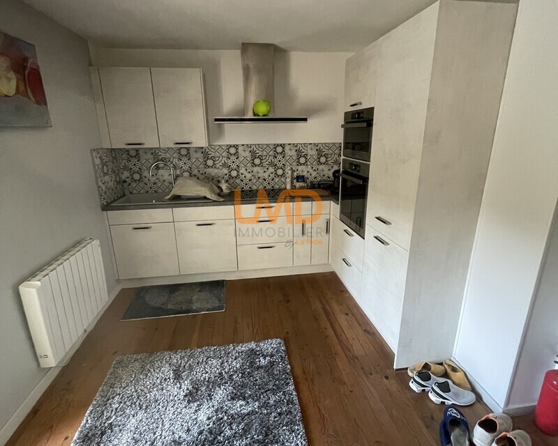 immeuble mixte avec local commercial et appartement  - Img 3369