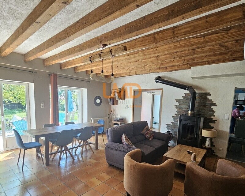 Maison de caractère – 150 m² – 4 chambres – Mouzillon - Salon - sejour 3