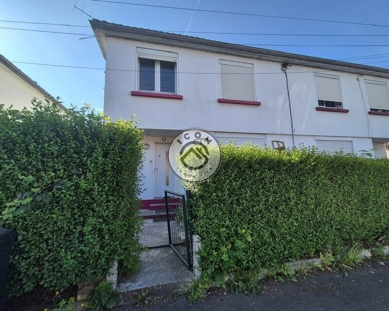 Maison de ville semi individuelle - 0643ecfd-6c5d-4d0f-b912-d85134597aad