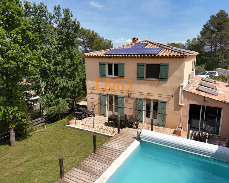 Saint Maximin maison T6 145m2 terrain 1200m2 - C3c71024-e90d-4636-ae3e-ac588091fabd