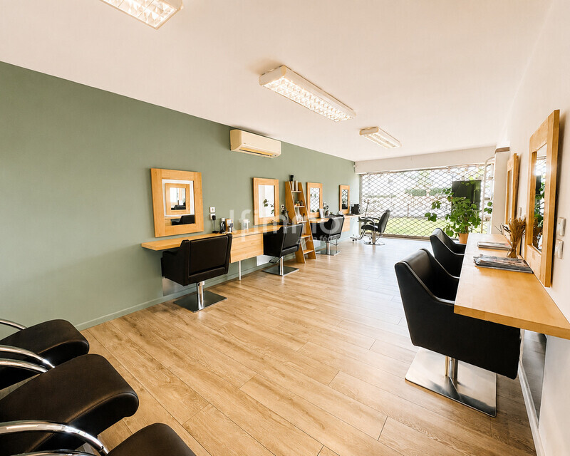 Fond de commerce - coiffure - 33320 Eysines - F0e898d6-67db-4617-8975-7a6176904fdb