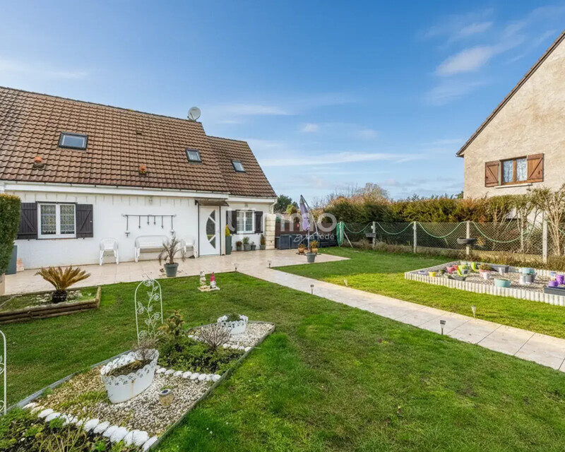 Belle maison avec Piscine  - Jardin 8