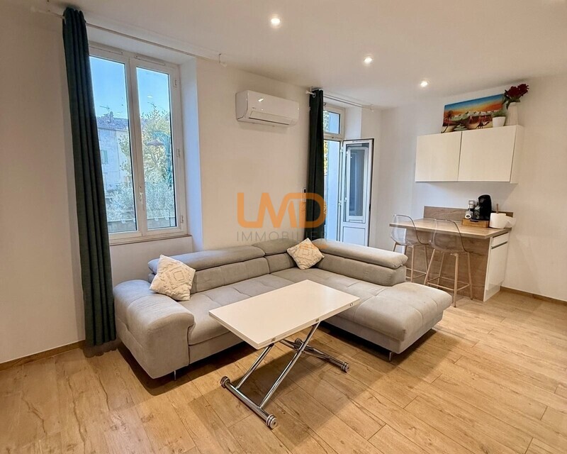 Le Muy (83490) – Centre-ville – T4 de 74 m² entièrement rénové  - E6fe5b75-b9bb-4b3c-b5ae-773f7eb3ff8f