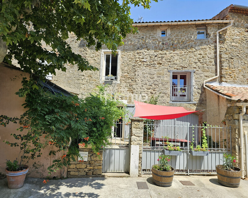 Ensemble immobilier de caractère – Fort potentiel locatif - Entree hab prin 142750