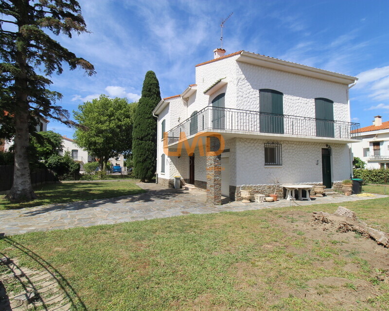 Villa 4 faces de 130m2 avec garage - Img 6777