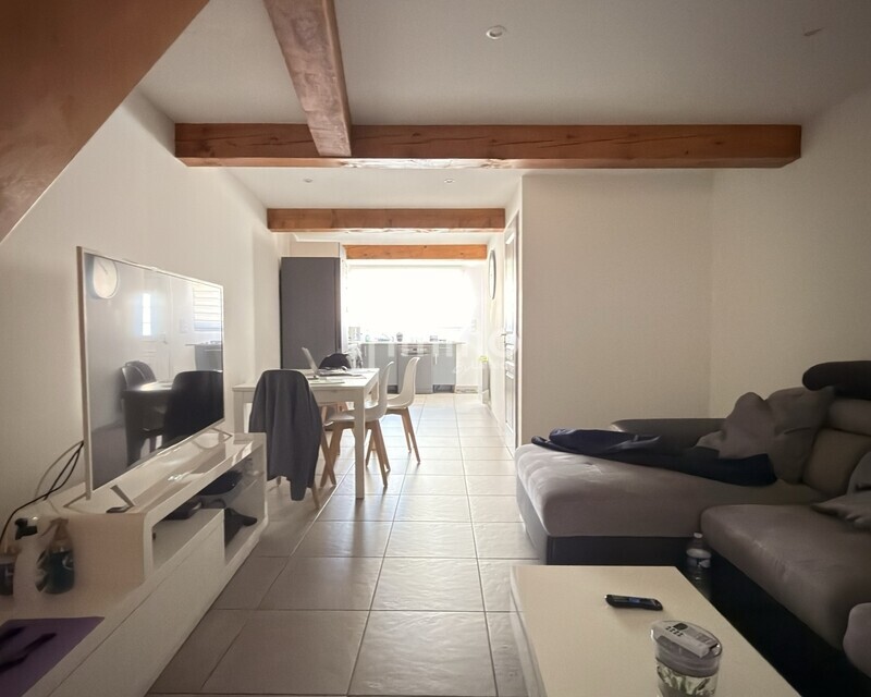 Maison de village non meublée à louer à l'année - Theza - Img 7325