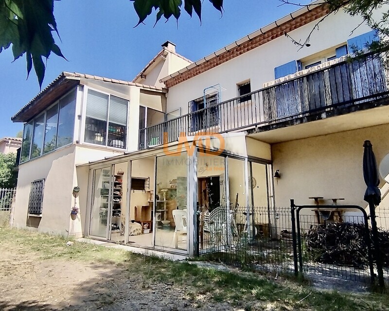 Grande maison familiale avec fort potentiel d'aménagement - 1780989648566