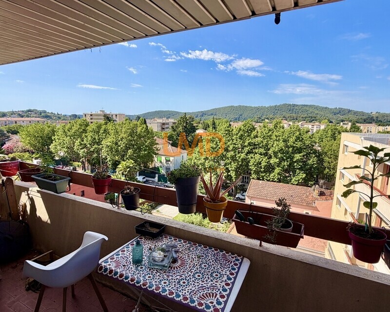 Draguignan – Appartement T4 de 81 m² avec balcon, cave et parking - Img 2451