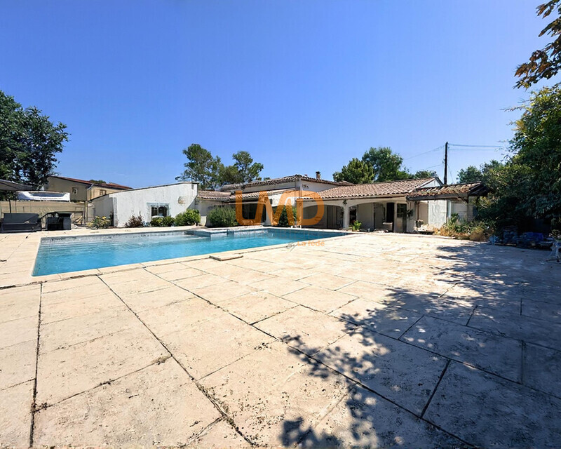 Tourrettes – 265 m², 3 espaces de vie, piscine et fort potentiel - Img 1059-fotor-20260625192422