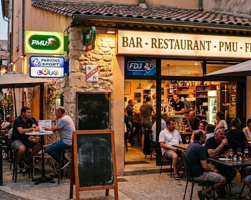 Brasserie, restaurant , pizzeria sur Saint-Barnabé   - Photo brasserie du village