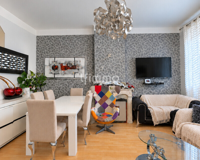 Marseille 7e – Catalans – T4 77 m² – Une opportunité à fort potentiel - 2e1a880b-f066-431e-9d55-3e2c62319b28