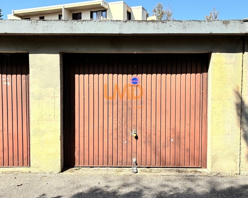 Croix Rouge - Garage de 18m2  - Img 6521.jpg