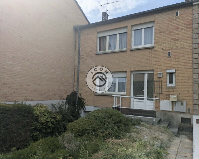 maison mitoyenne avec jardin - 7f380683-49fd-49f6-a5f6-a5e42a1ced07
