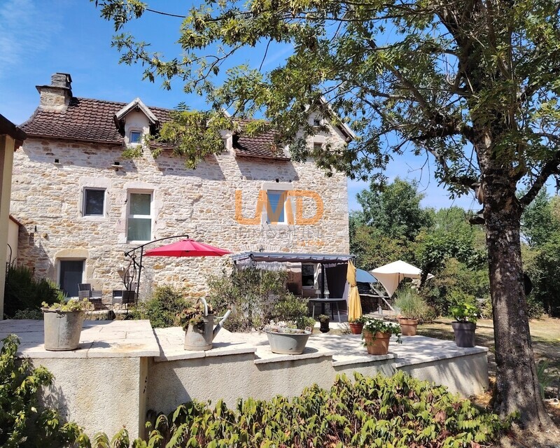 Maison en pierres rénovée et sans vis à vis - Img 20260720 162304