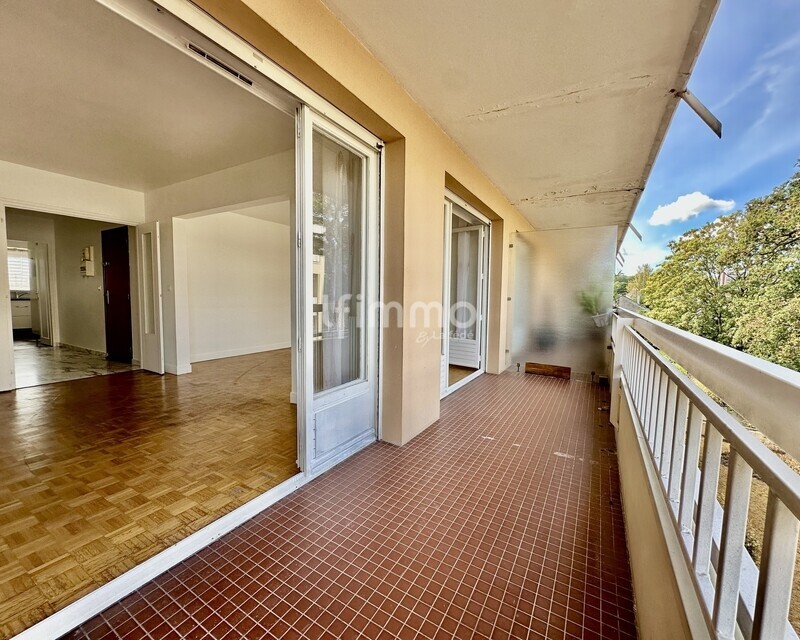 Gagny- Proche RER E- Appartement 3P 2ch- 58m2- 2 balcons 15m2- Pkg - Img 7663