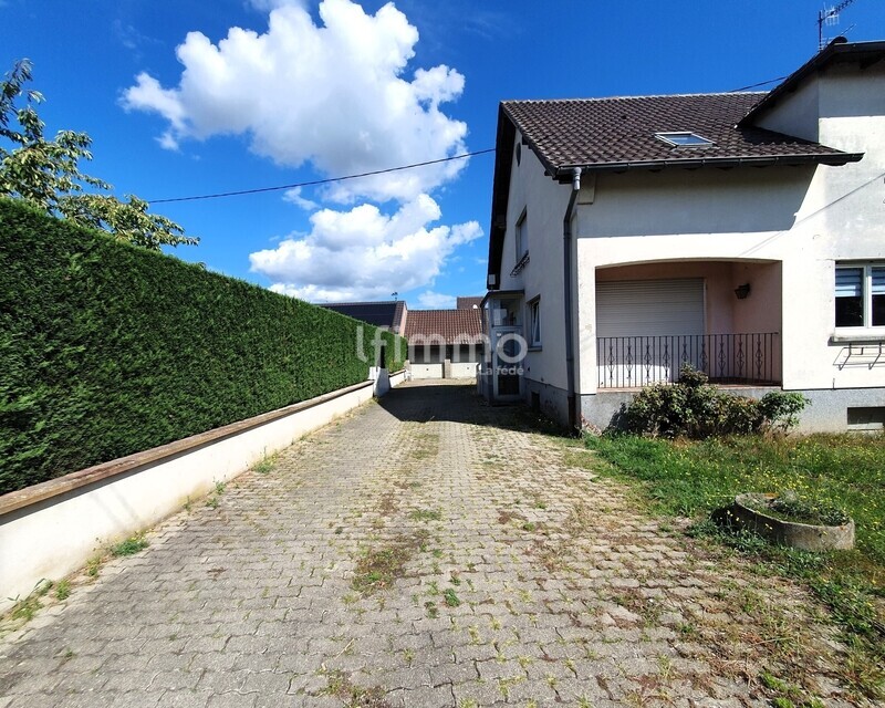 Grande maison, 2 appartements, Dessentheim - 12