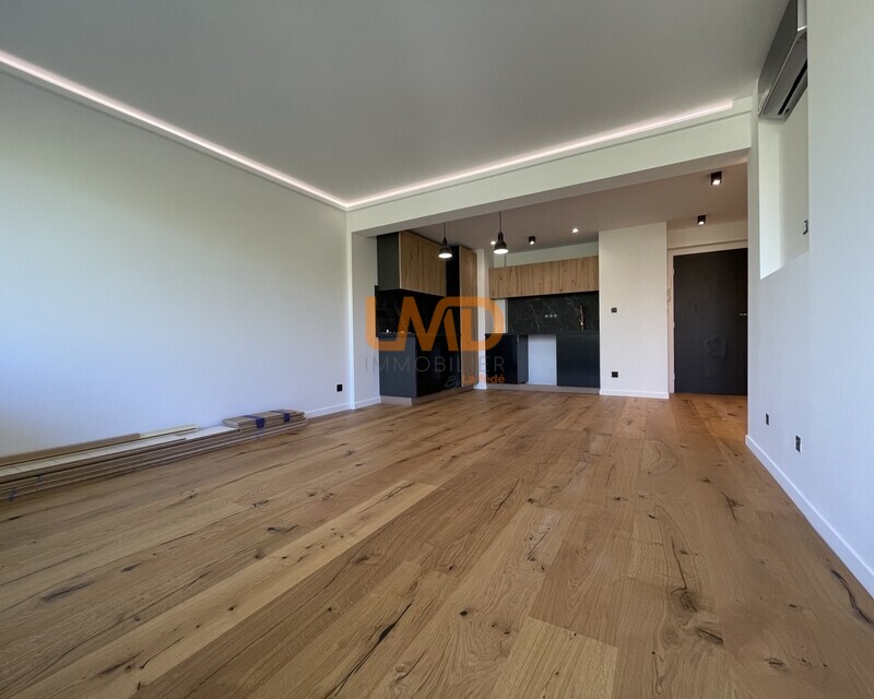 Cannes - Etang :  Appartement 2 pièces rénové de 38m2 rénové - Img 0613