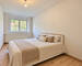 Dalem – Maison de 106,52 m², 3 chambres, garage et beau potentiel - Chambre scandinave minimaliste et lumineuse