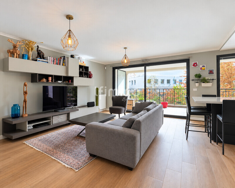 La Varenne- Appartement 4P 90m2- Terrasse 15m2- Parking- Cave - Salon 3